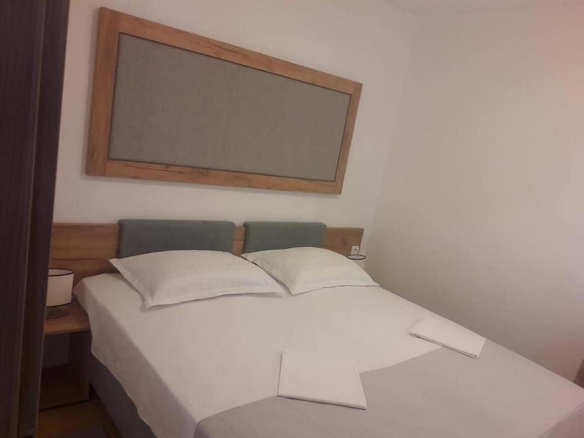 Apartman Kristina Трогир Экстерьер фото
